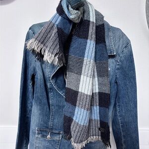 Vintage Royal Scot Plaid Soft Acrylic Neck Scarf Gray & Blue